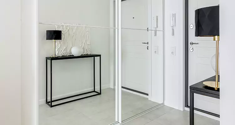 Mirrored Bifold Closet Doors Repair in Altamonte Springs, FL